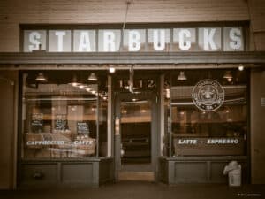 la-historia-de-starbucks-un-caso-de-esfuerzo-y-exito