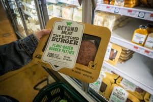kfc-se-une-a-fiebre-vegana-con-beyond-meat