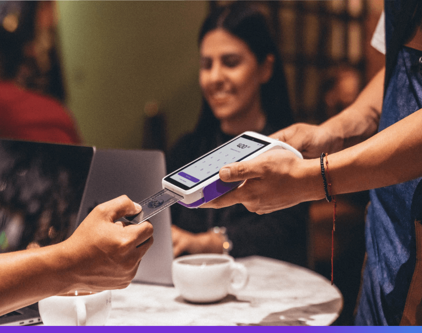 Recibe las ganancias de tus ventas al día siguiente con la terminal de pago Konfío