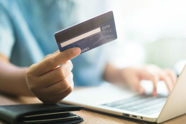 ¿Cómo comprar en línea de forma segura? 10 ¿Cómo comprar en línea de forma segura?
