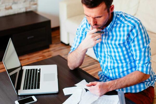 Factura o nota ¿Cuál y por qué debes emitirla a tus clientes?