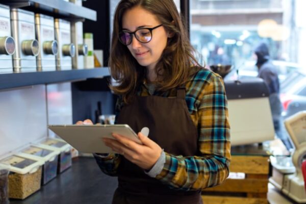 Menos del 45% de Pymes usan el crédito para crecer 15 Menos del 45% de Pymes usan el crédito para crecer