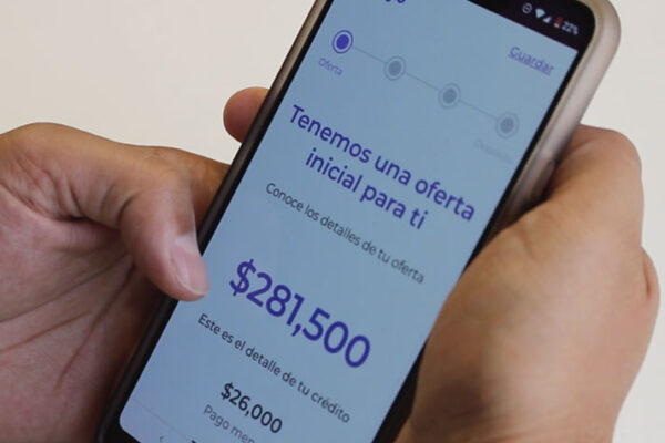 ¿Cómo logramos ofrecer créditos alrededor del país? 13 ¿Cómo logramos ofrecer créditos alrededor del país?