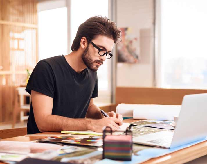 ¿Tarjeta de crédito o crédito pyme? Qué es mejor para tu negocio