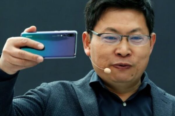 En pleno veto a Huawei, China pide a EUA corregir 'errores' 15 En pleno veto a Huawei, China pide a EUA corregir ‘errores’