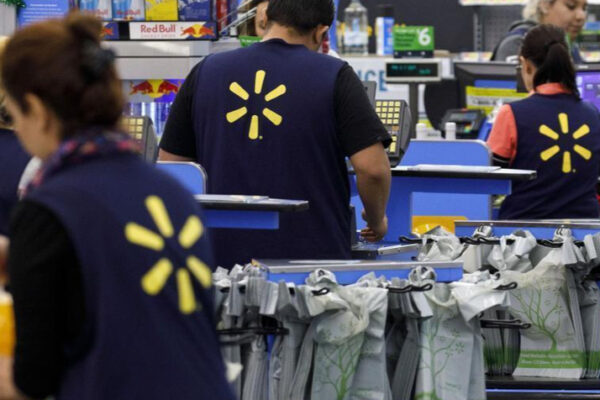 Entregas a domicilio por WhatsApp, el nuevo plan de Walmart