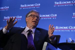 Si eres emprendedor, olvídate de descansar: Bill Gates