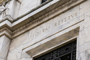 fed-anuncia-primer-recorte-desde-crisis-2008