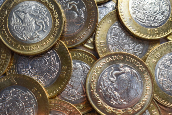 Precio del dólar hoy 5 de agosto; cae a 19.95 unidades