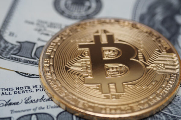 China planea reemplazar el efectivo por criptomonedas