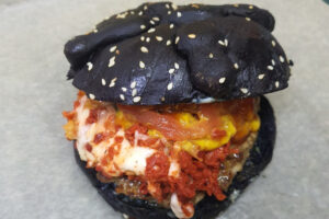 Pymes lideradas por mujeres, lo que las lleva al éxito 4 zombie-burgers-negocio-que-supo-esperar-para-crecer