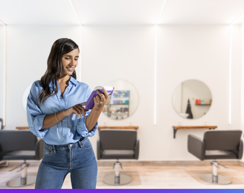 Cómo impulsan las terminales de pagos a salones de belleza y barberías