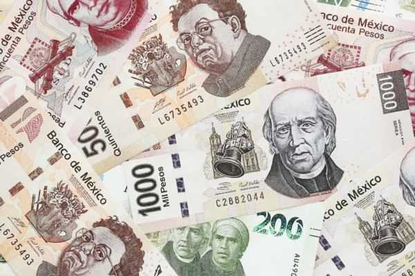 Billetes falsos en México superan los 100 millones de pesos: protege tu empresa