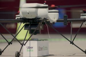 uber-eats-comenzara-a-entregar-big-macs-con-drones